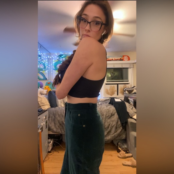 Women's green velvet pants - Picture 8 of 12